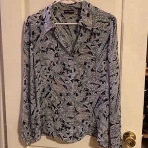 Valerie Stevens brand blouse.  100% Silk. Size M